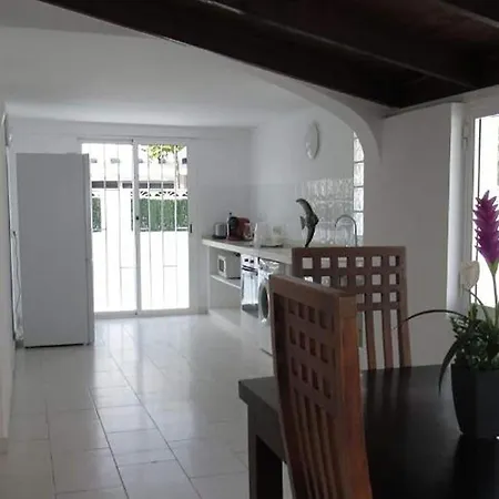With Pool And Private Access To The Villa Corralejo