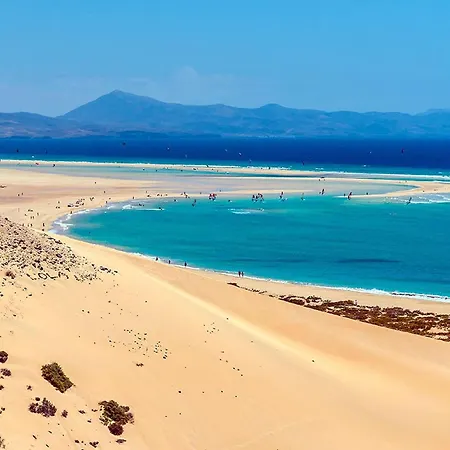 With Pool And Private Access To The Villa Corralejo