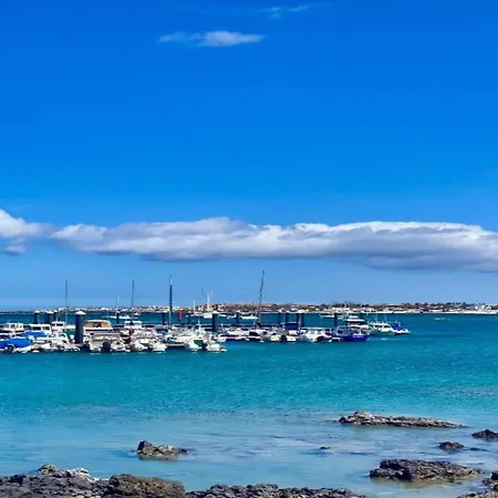 With Pool And Private Access To The Villa Corralejo